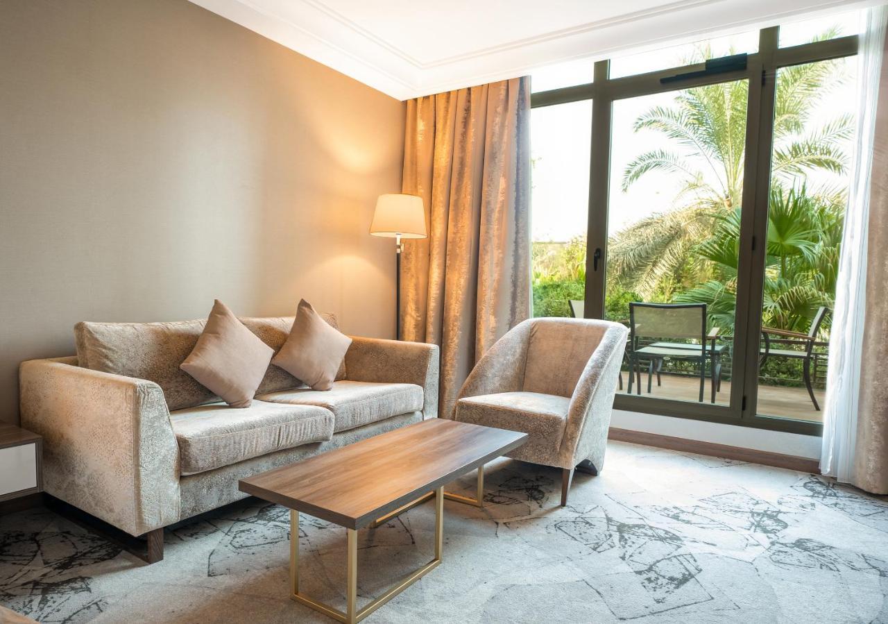 Grand Millennium Al Seef Basra Exterior foto